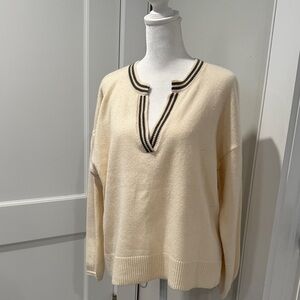 Madewell Wiltshire  Cream V-Neck Sweater with Sage green trim. Size M